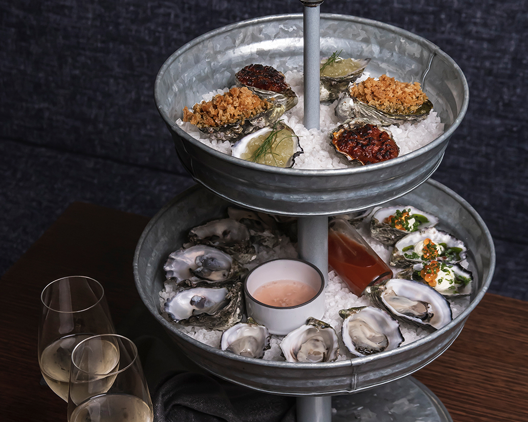 Pearl Diver Oyster Bar & Bistro